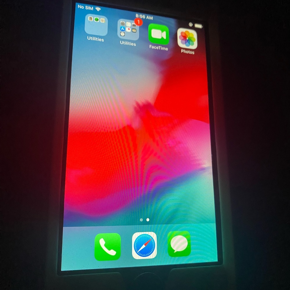 iPhone 6 - Picture 2 of 6